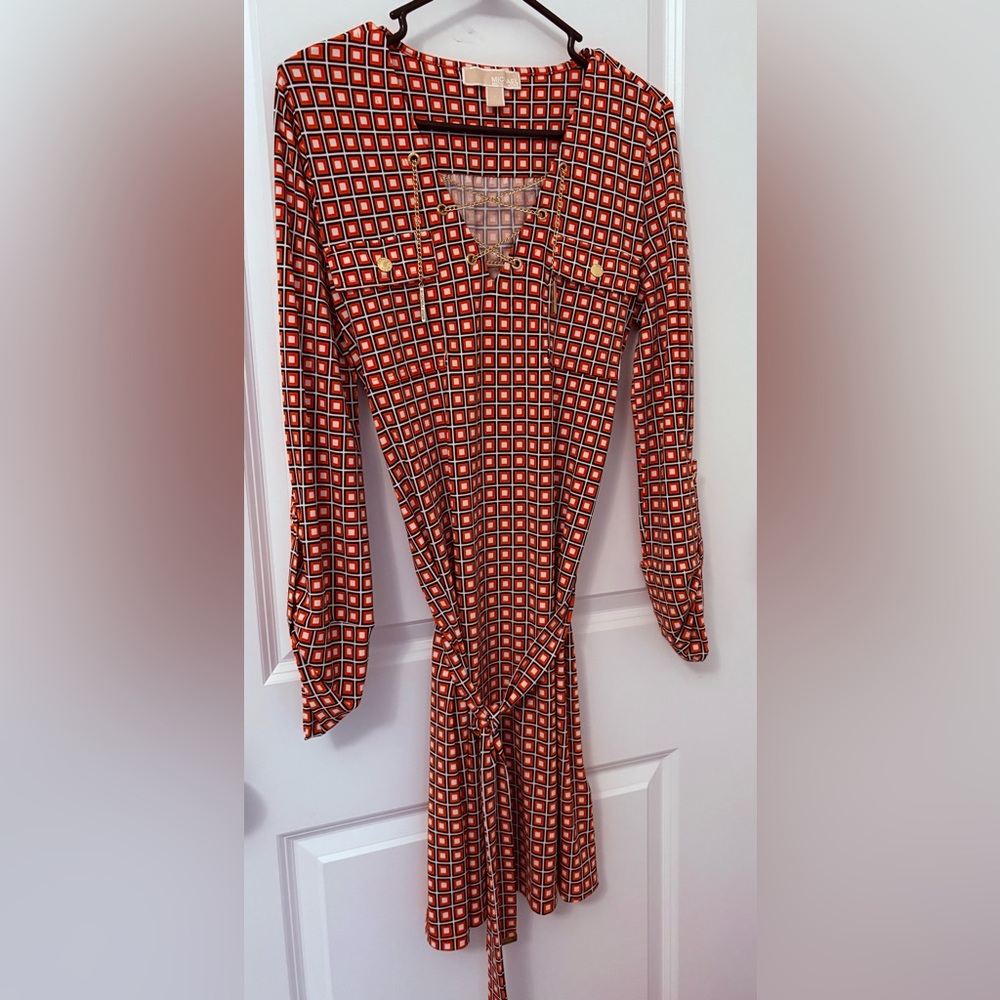 MICHAEL KORS NWOT Geometric Print Orange White and Black Belted Dress. Size S